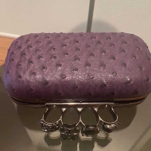 Handbags - Ring Bag Skeleton Skull Finger Clutch Purse
